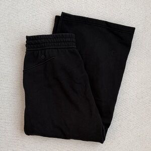 Lululemon Wide Leg Cropped Sweatpants Black Size 8